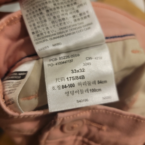 33x32 pink Levi's Standard Taper XX Chino - Picture 6 of 7